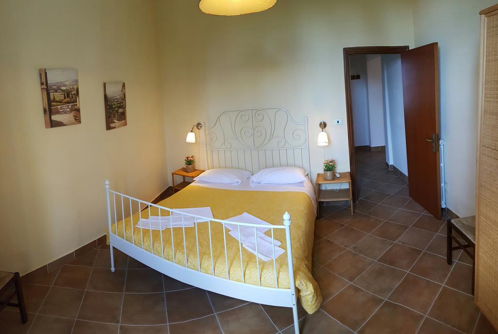 Farmstay La Morella Battipaglia Exterior photo